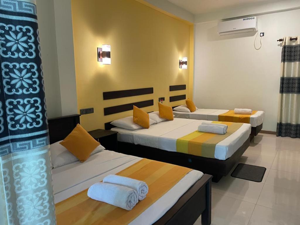 Amron Resort Sigiriya Room photo